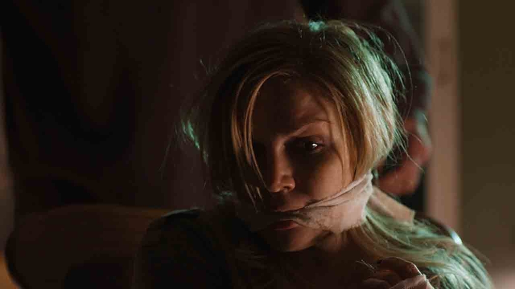 Kötülük Telefonun Ucunda izle