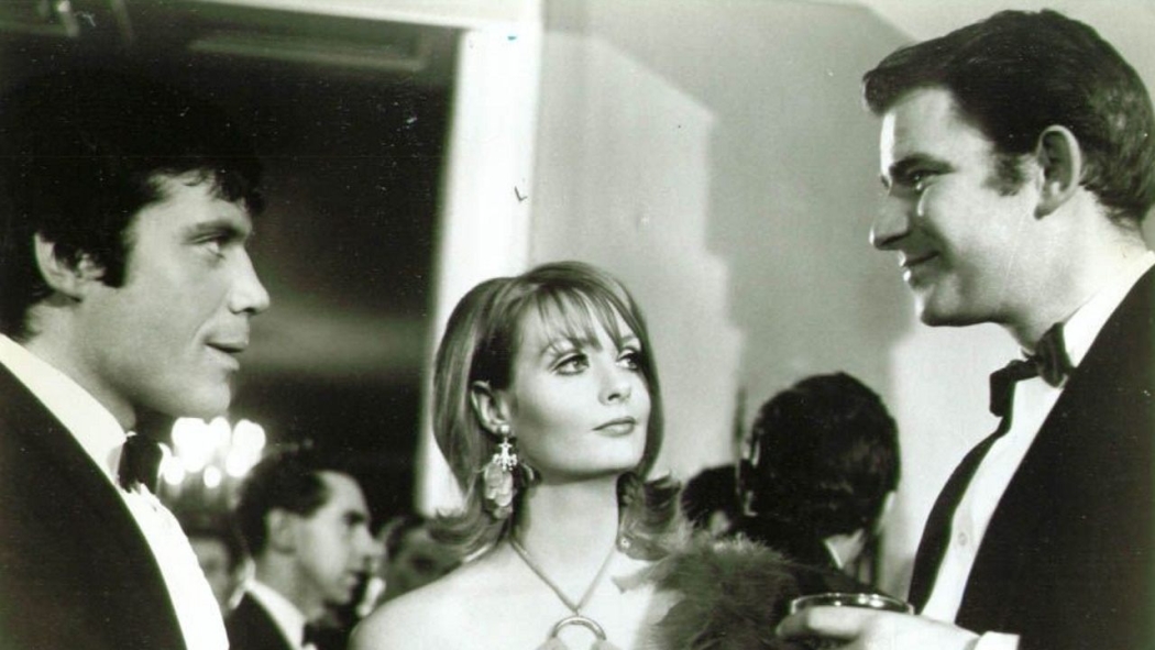 Milyoner Serseri (1967) izle