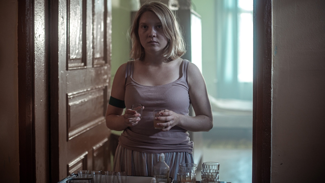 Mädät omenat 1. Sezon 6. Bölüm izle